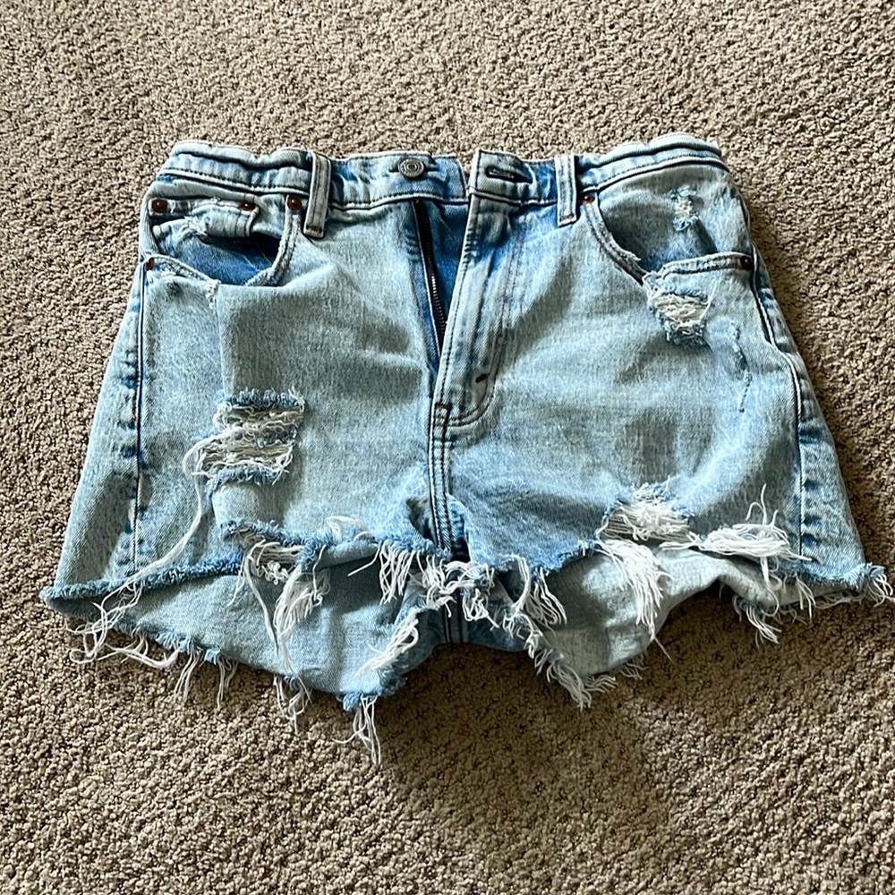 COPY - Abercrombie and Fitch the mom short - high rise